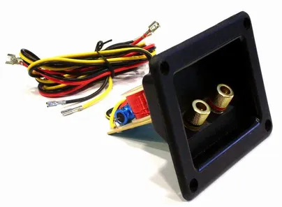 Reproduktorová výhybka BSA CN 9900 s terminálom, 8 Ohm /4 Ohm
