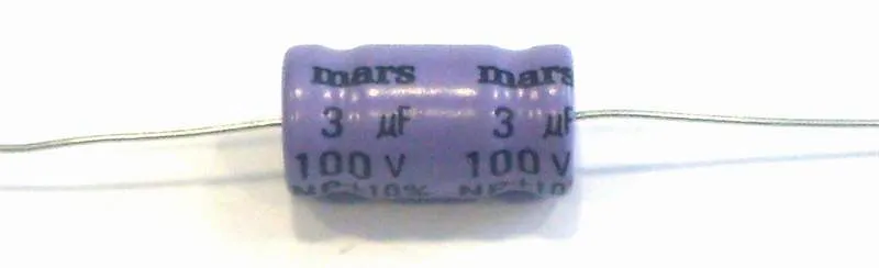 Kondenzátor C 3/100V (1)