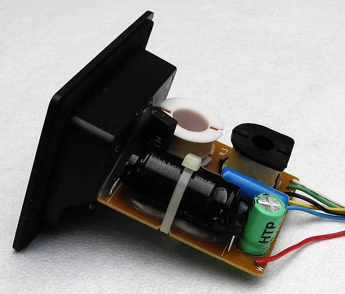Reproduktorová výhybka BSA CN 04-3-12/8, 3 pásmová, 8 Ohm, 150 W (2)
