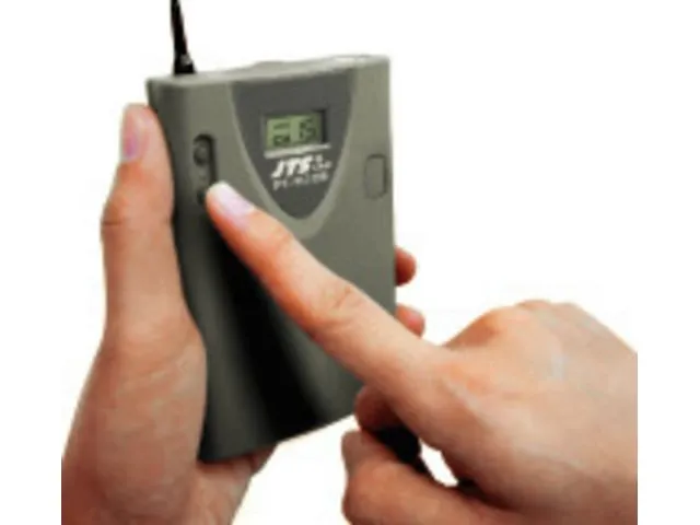 UHF PLL vreckový vysielač s klopovým mikrofónom JTS PT-920B/5 (3)
